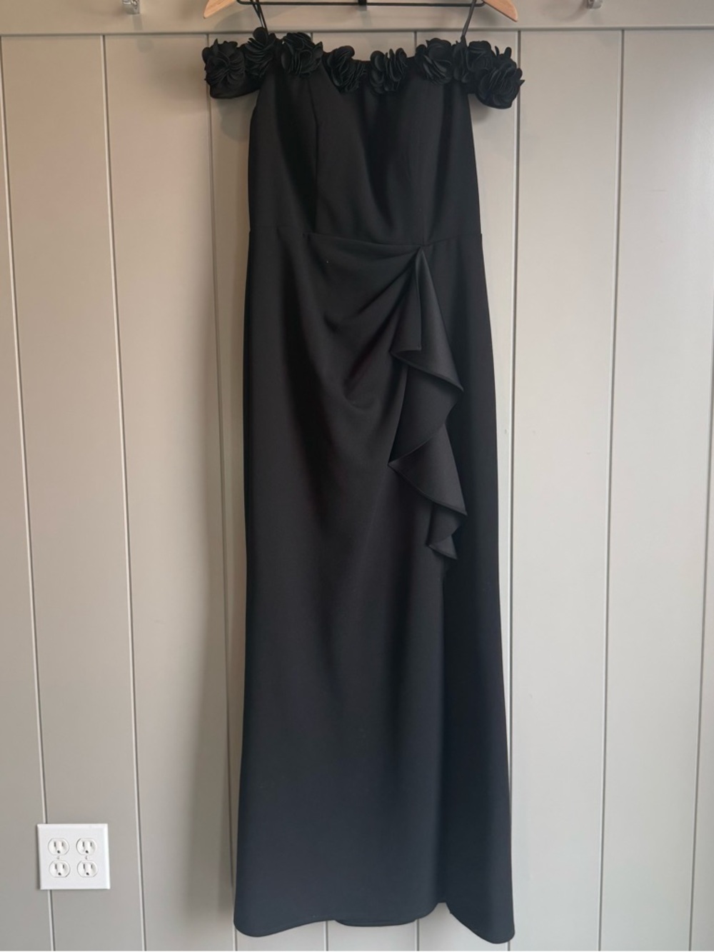 Jeanne Alexander By Alex Evenings  Size 6 Black Off The Shoulder Dress 3D Flower - Picture 5 of 17